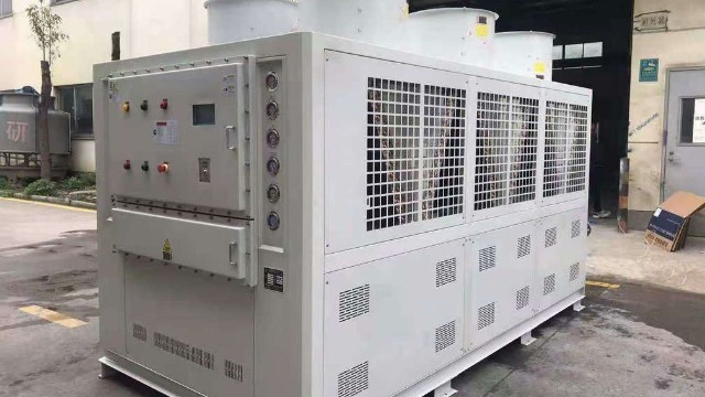 水冷式冷水机(水冷螺杆式冷水机)