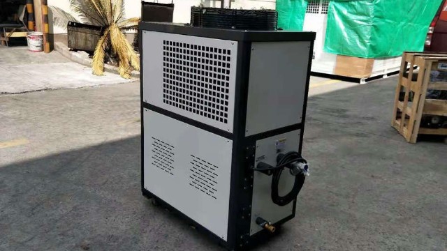 冷水机厂家讲解非标冷水机