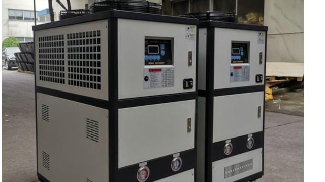 夏天炎热高温42度冷水机应注意哪些