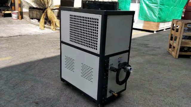 昆山哪家小型冷水机厂家比较好？